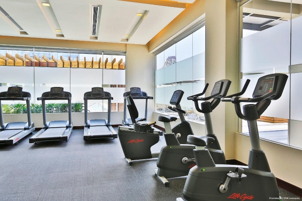 Holiday Inn & Suites MAKATI (Makati City)